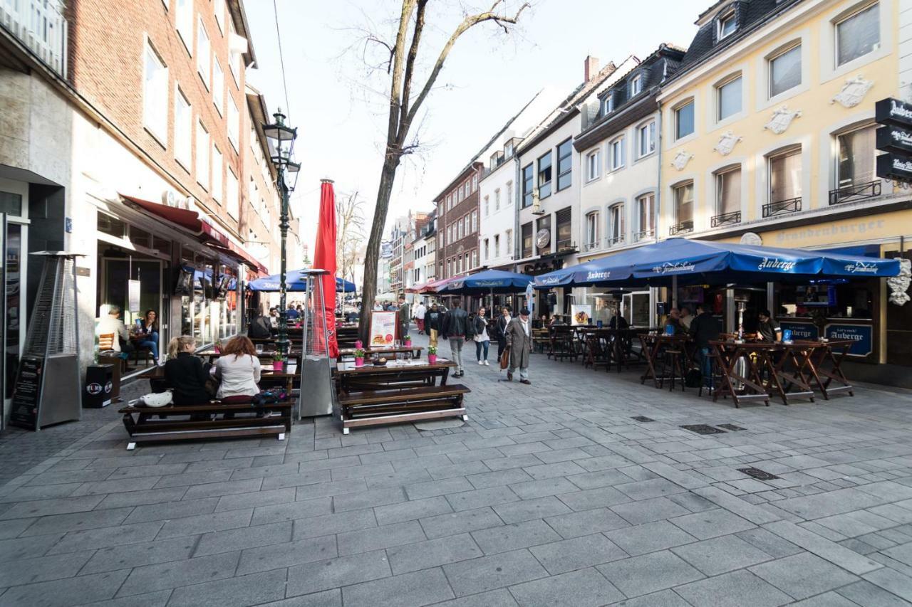 Altstadt Duesseldorf 1 Extérieur photo